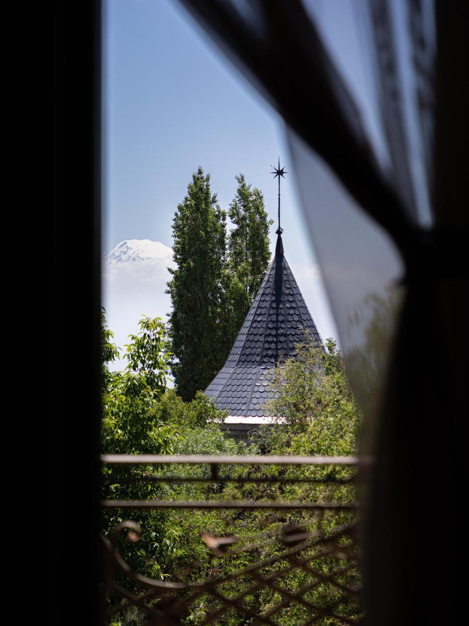 Ma Byurakan Exterior foto